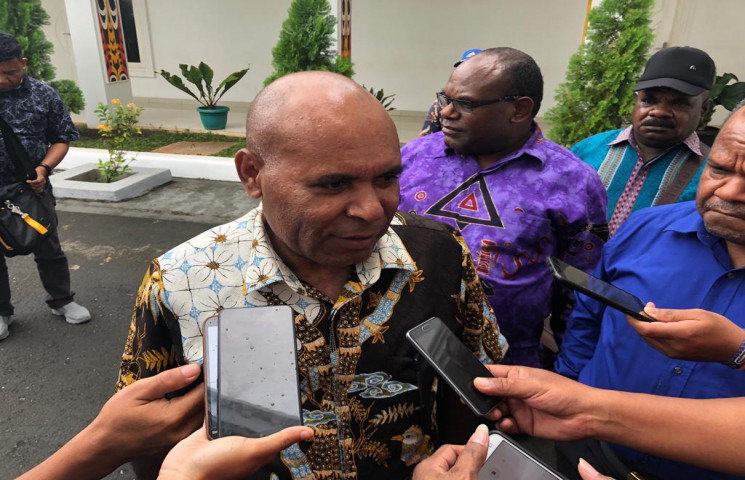 Seluruh Bupati Sepakat Bantu Korban Banjir Bandang